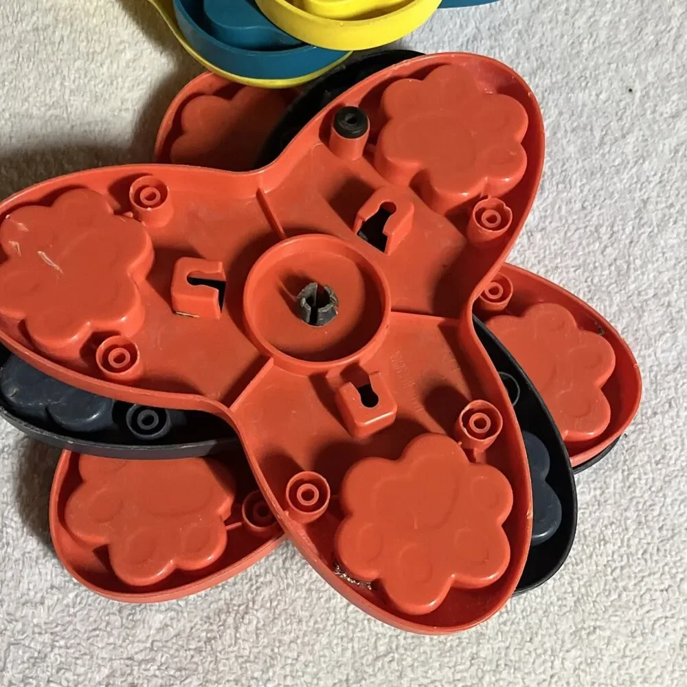 Dog Tornado Spinning Treat Toy Outward Hound Skill Level 2 Hide Puzzle Lock Bone